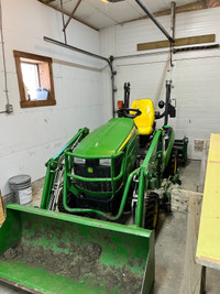 John Deere yard tractor 1025R 