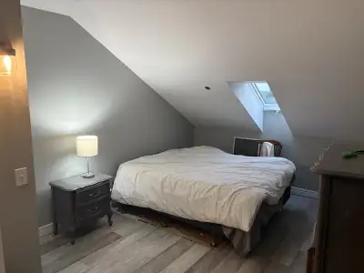 Shift or out of town workers preferred. Furnished bedroom. Water view of the St. Clair river. Laundr...