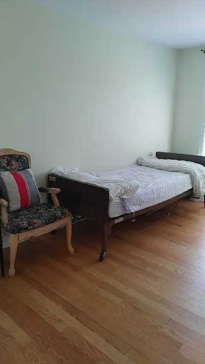 Single Occupant- Female Only One furnished bedrooms available immediately for rent in a shared No Pe...