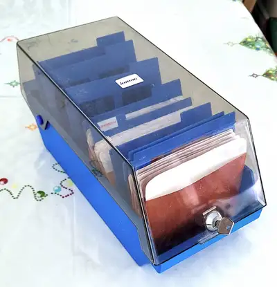 5.25" FLOPPY DISK STORAGE CASE (Also good for storing 3.5" HDDs), View more