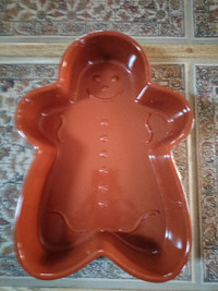 Gingerbread man shaped ceramic cake pan