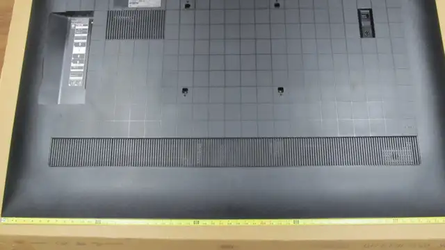 Sony 65X80K 4K UHD LED TV for sale. 65 inch Screen is cracked. in General Electronics in Markham / York Region - Image 4