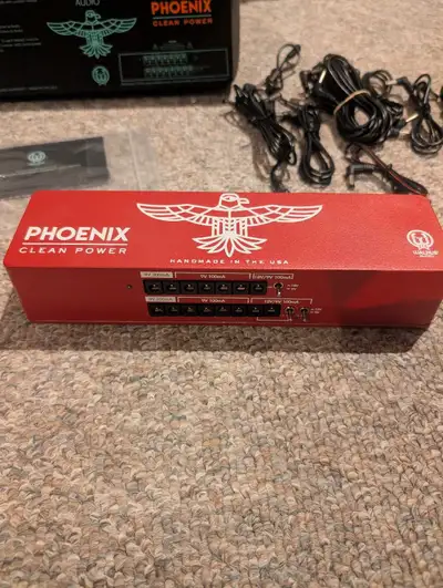 Walrus audio Phoenix power supply , View more