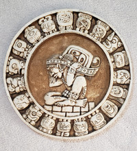 Vintage Mexico Mayan Aztec Zodiac Calendar Plaque