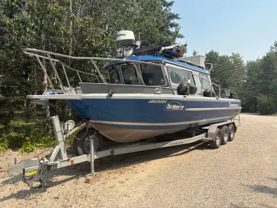 2013 King Fisher in MINT condition. Extremely low hours. Living in Alberta didn’t have much time to...