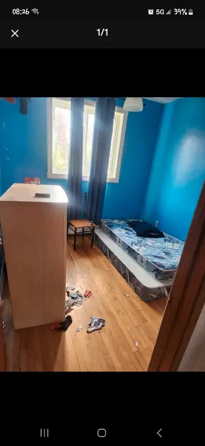Room in Lasalle