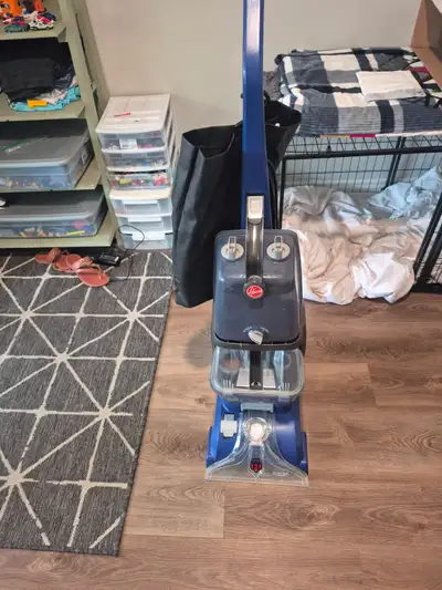 Hoover Pet Smart Carpet Cleaner. Accessories included, furniture and stairs attachments. Cash and pi...