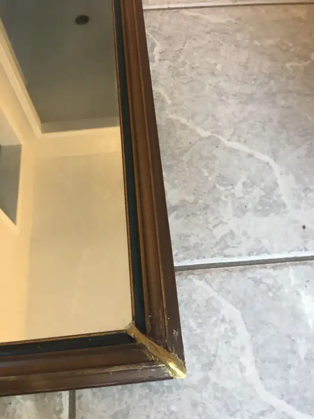 Antique wooden mirror. 29”x17”. in Home Décor & Accents in Markham / York Region - Image 7