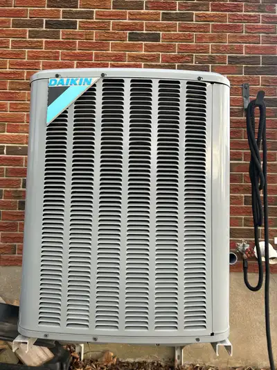 Climatiseur/AC Daikin en excellent état, View more