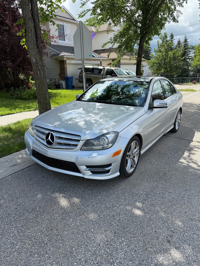 2013 Mercedes C300 4matic in Cars & Trucks in Calgary