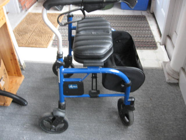 Wheelchair good condition in Other in Cornwall - Image 2
