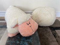 Set of 2 sheep and poof for child 