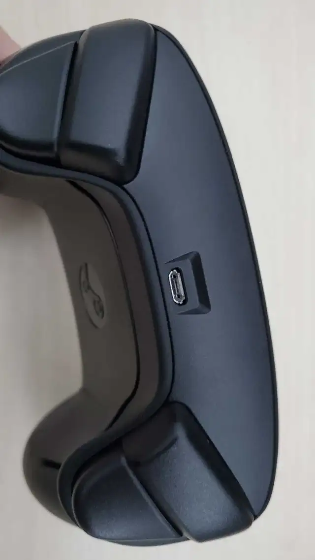 Steam Controller in Other in City of Montréal - Image 4