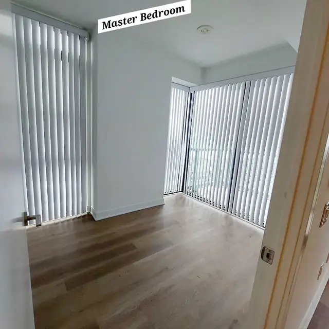 condo unit in apartment building in Mississauga  in Room Rentals & Roommates in Mississauga / Peel Region - Image 6