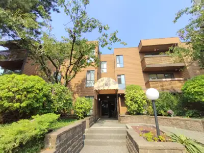 Welcome to Bakerview! Building Address: 7151 Edmonds Street, Burnaby, BC V3N 4N5 This charming 1-bed...