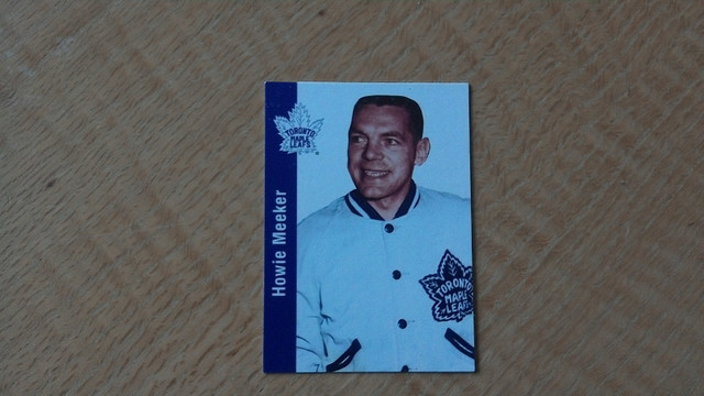 Carte Hockey Parhurst 1993-94 Missing  56-57 Howie Meeker 4320 dans Art et objets de collection  à Laval/Rive Nord