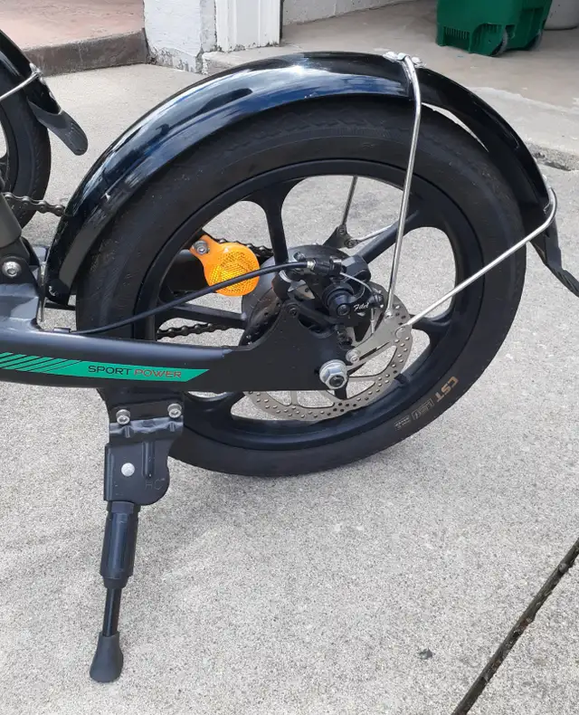 TWO - Foldable ELECTRIC  Bikes in eBike in Hamilton - Image 4