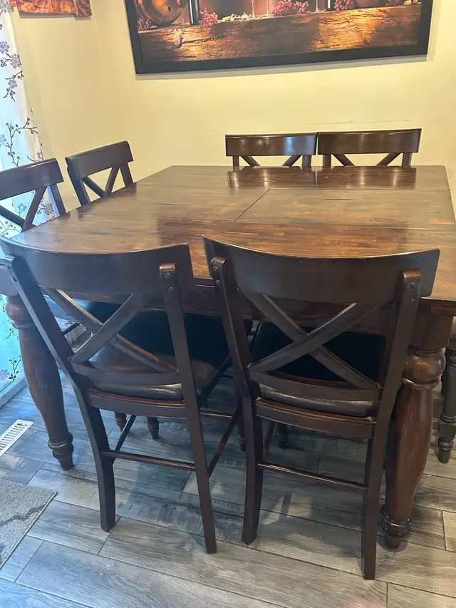 ensemble de salle à manger in Other in Laurentides - Image 2