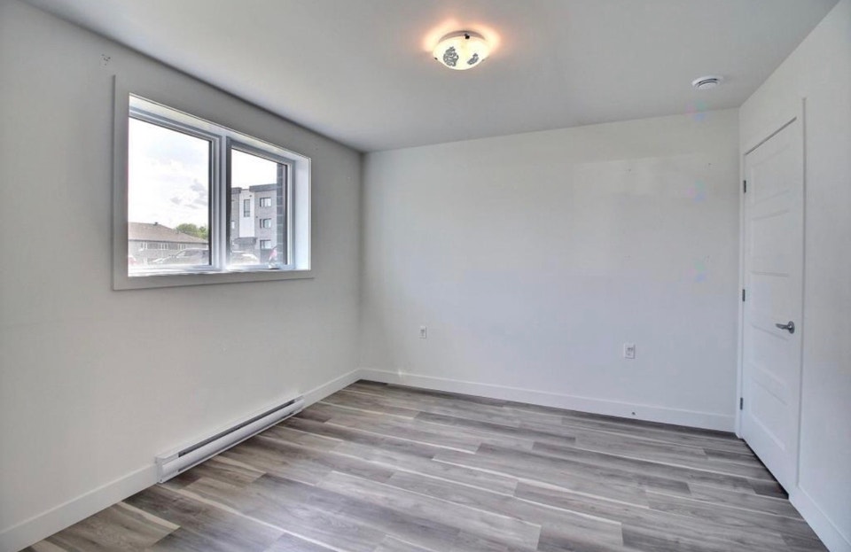 Condo 4 ½ haute gamme 4