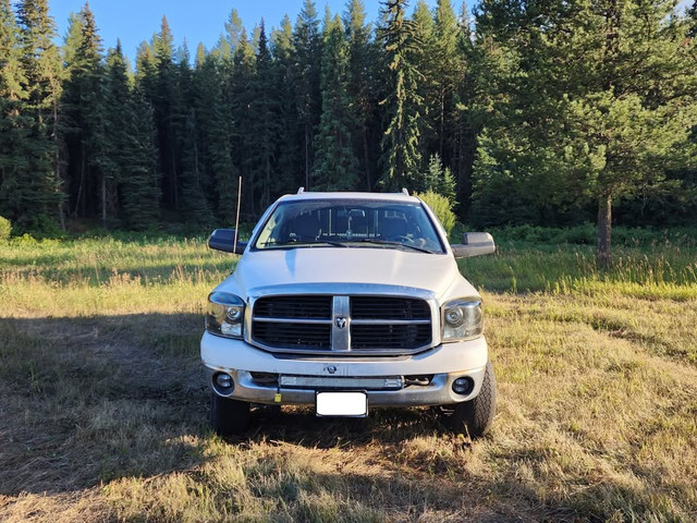 2006 Dodge Ram 3500 in Cars & Trucks in Williams Lake - Image 2