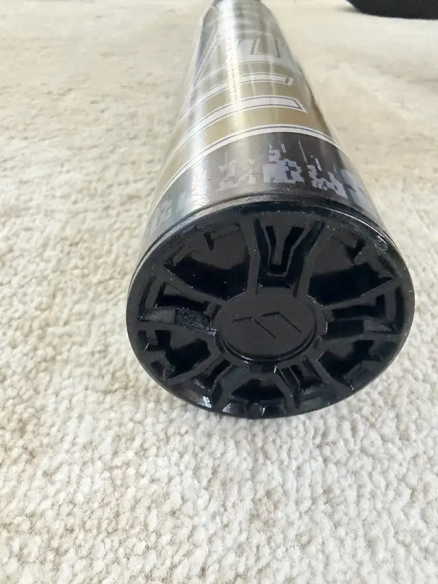 Worth Singlewall Softball Bat 34” in Baseball & Softball in Oakville / Halton Region - Image 6