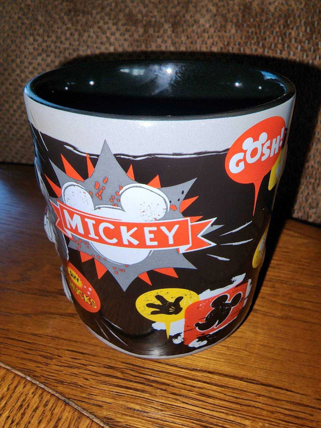 Classic Disney Mickey Mouse Large Mug in Arts & Collectibles in St. Albert - Image 2