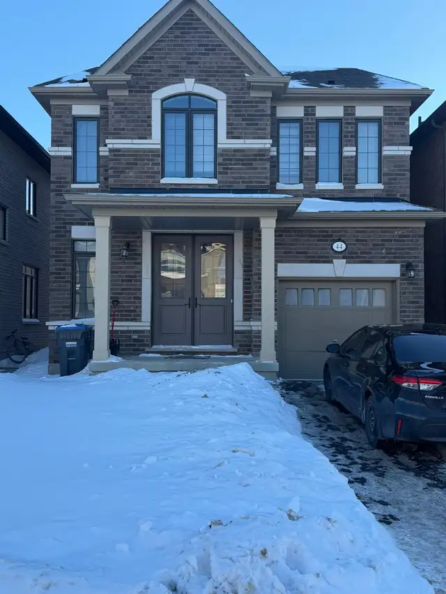 HOUSE FOR RENT IN BRAMPTON