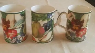 FINE CHINA MUGS - FRUIT TAPESTRY - EXPRESSION - DESIGNED BY RUTH PERY FOR ROYAL DOULTON. PEARS AND B...
