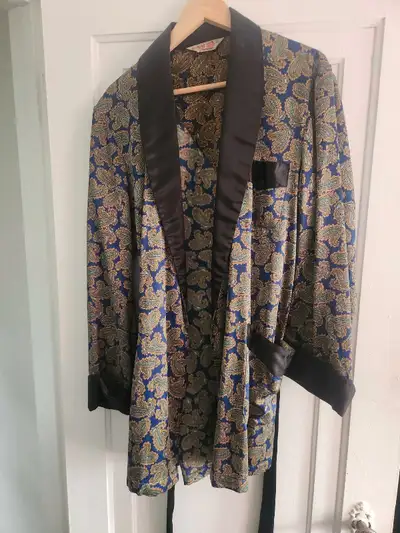 Smoking jacket, vintage 1950s, silk, "Mister Ease", View more