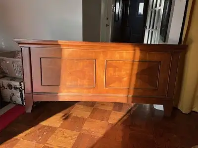 Headboard and Footboard (Queen size), View more