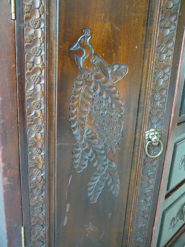 vintage, antique, carved wooden octagonal cabinet in Arts & Collectibles in City of Toronto - Image 4