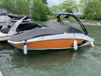 2011 Bombardier Challenger 230 SP Wake Boat 23.5’ Feet