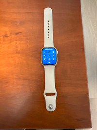 Barely used iPhone watch generation 9. Like new