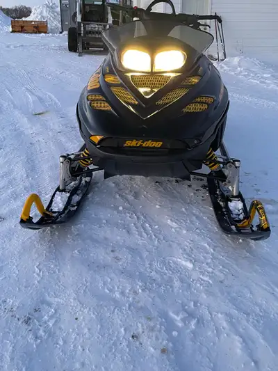 2003 skidoo summit 800 144” track, w/reverse. Been a great sled. Have had it for 2 years n always ra...
