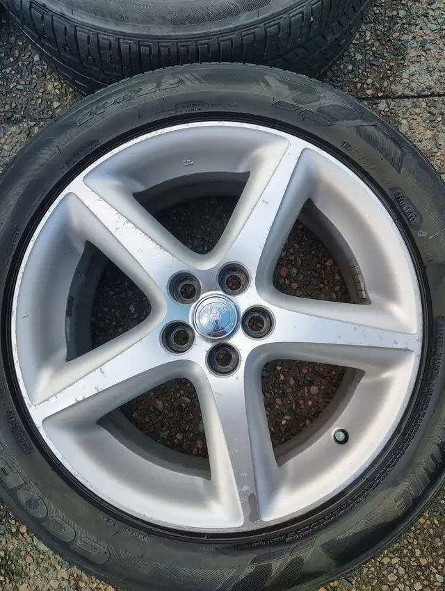 17 Inch Toyota Wheels OEM in Tires & Rims in Bedford - Image 3
