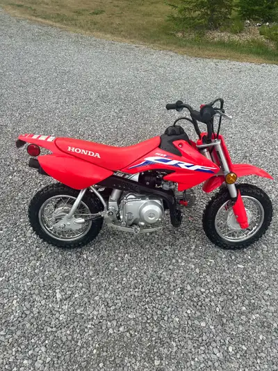 Low hours, limited use. Firm on price. Comes with ownership.