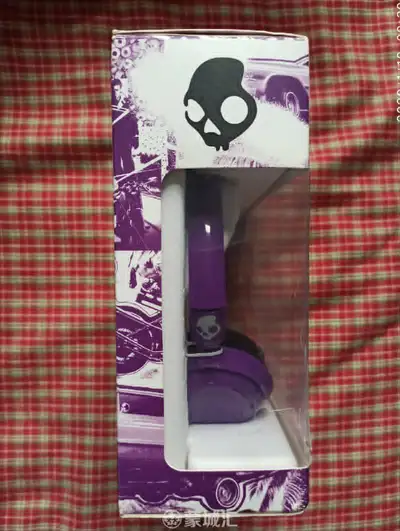 Brand New Skullcandy Lowrider On-Ear Headphones with Mic – Purpl, View more