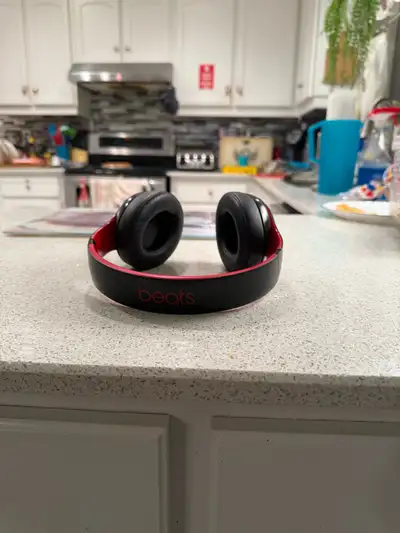 Beats Studio 3, View more