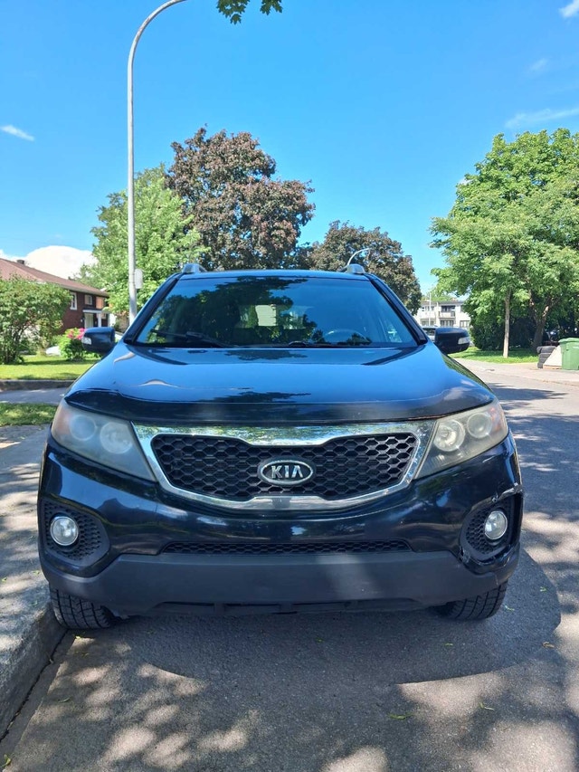 2011 Kia Sorento LX — photo 4