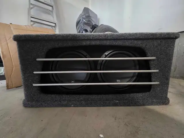 JL Audio HO210G Dual 10" Subwoofer + JL Audio JX1000/1D Amp in Speakers in Calgary - Image 2