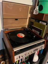 Sony record player and speakers