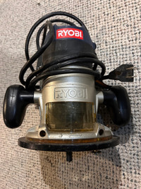 Ryobi Fixed Based Router R163