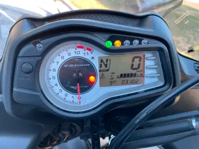 Price: $7,500 Location: Markham, ON Mileage: 31,025 km Selling my 2015 Suzuki V-Strom 650 DL650EXP A...