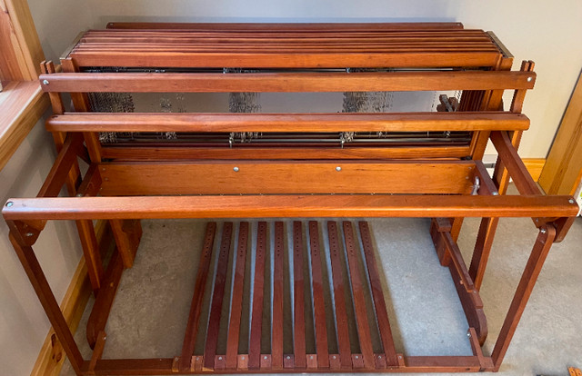 Norwood Loom - 50 inch size with bench and accessories in Hobbies & Crafts in Sault Ste. Marie