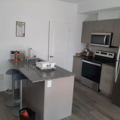 850 Square feet. Outdoor balcony and outdoor patio. Internet and Parking included.