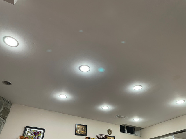 A lot of ceiling/pot lights with LED bulbs in Indoor Lighting & Fans in Mississauga / Peel Region - Image 3