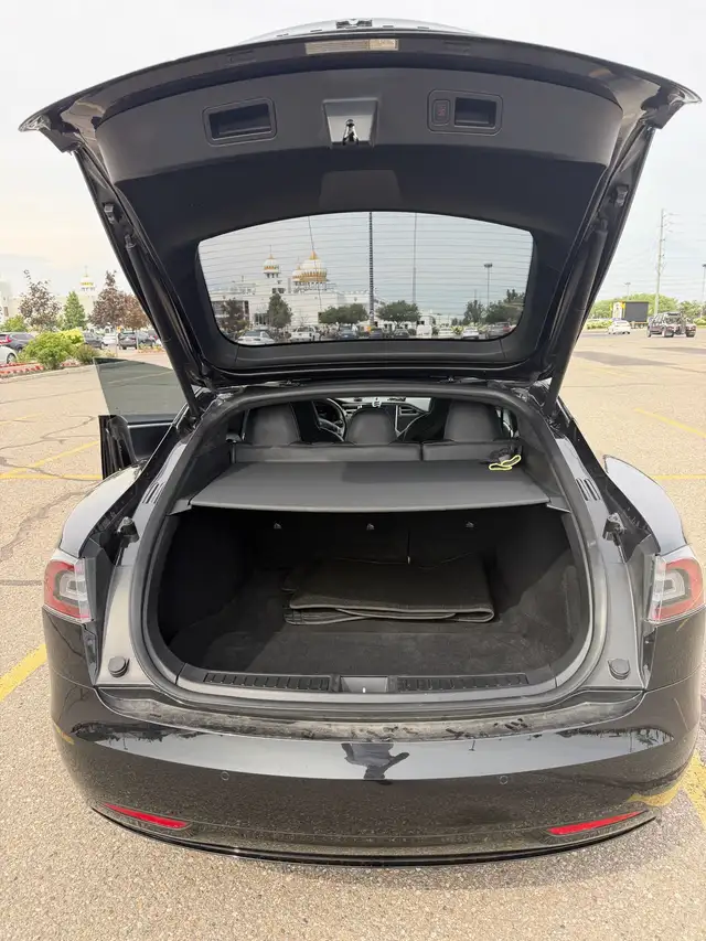2017 Tesla Model S 100D – 143,000 km – Clean Title in Cars & Trucks in Mississauga / Peel Region - Image 9