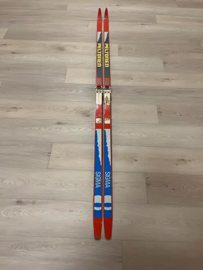 Peltonen Sigma 210 cm  Cross Country XC  SKIS -Salomon bindings, View more