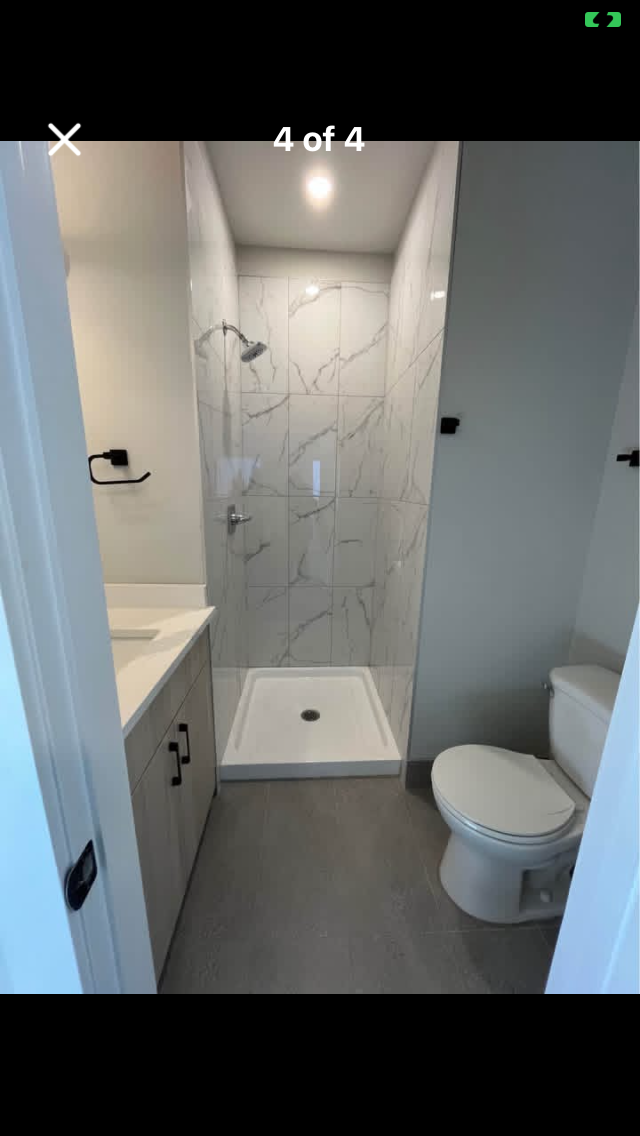 Vacation rental rooms short term stays Southside Edmonton in Alberta in Canada - Image 9