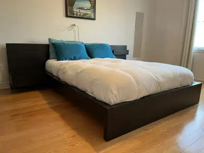 Lit Queen MALM IKEA + Matelas & tables de nuit, View more